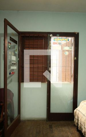 Casa à venda com 285m², 4 quartos e 5 vagasSuíte 2