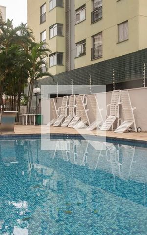 Apartamento à venda com 56m², 2 quartos e 1 vagaÁrea comum - Piscina