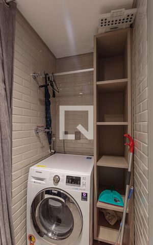 Apartamento à venda com 98m², 1 quarto e 2 vagas Apartamento à venda com 98m², 1 quarto e 2 vagasBanheiro Social
