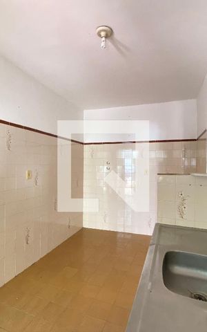 Casa à venda com 40m², 1 quarto e 1 vaga Casa à venda com 40m², 1 quarto e 1 vagaCozinha