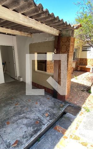 Casa à venda com 40m², 1 quarto e 1 vaga Casa à venda com 40m², 1 quarto e 1 vagaGaragem