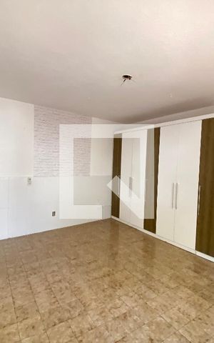 Casa à venda com 40m², 1 quarto e 1 vaga Casa à venda com 40m², 1 quarto e 1 vagaQuarto