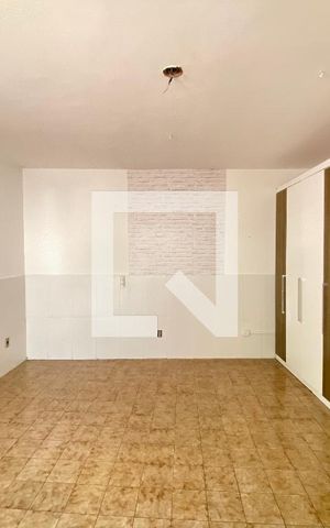 Casa à venda com 40m², 1 quarto e 1 vaga Casa à venda com 40m², 1 quarto e 1 vagaQuarto