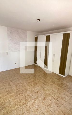 Casa à venda com 40m², 1 quarto e 1 vaga Casa à venda com 40m², 1 quarto e 1 vagaQuarto