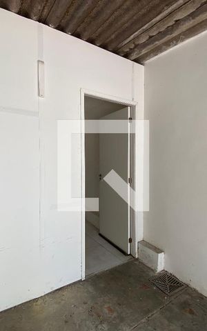 Casa à venda com 40m², 1 quarto e 1 vaga Casa à venda com 40m², 1 quarto e 1 vagaÁrea de Serviço
