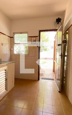 Casa à venda com 40m², 1 quarto e 1 vaga Casa à venda com 40m², 1 quarto e 1 vagaCozinha