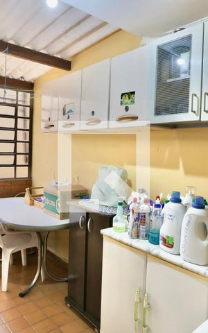 Casa à venda com 120m², 3 quartos e 2 vagas Casa à venda com 120m², 3 quartos e 2 vagasÁrea de Serviço