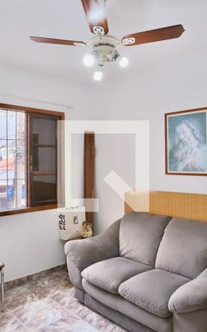 Casa à venda com 120m², 3 quartos e 2 vagas Casa à venda com 120m², 3 quartos e 2 vagasQuarto 2