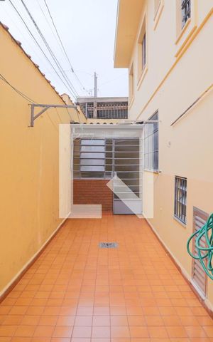 Casa à venda com 120m², 3 quartos e 2 vagas Casa à venda com 120m², 3 quartos e 2 vagasÁrea Externa