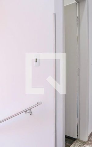 Casa à venda com 120m², 3 quartos e 2 vagas Casa à venda com 120m², 3 quartos e 2 vagasCorredor