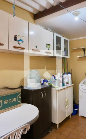 Casa à venda com 120m², 3 quartos e 2 vagas Casa à venda com 120m², 3 quartos e 2 vagasÁrea de Serviço