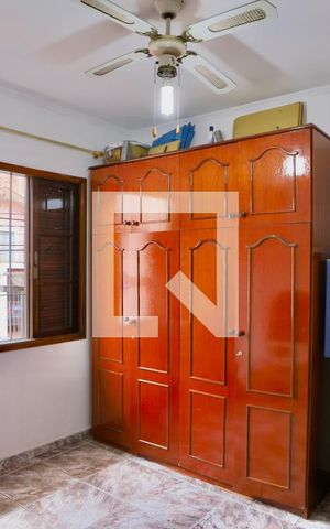 Casa à venda com 120m², 3 quartos e 2 vagas Casa à venda com 120m², 3 quartos e 2 vagasQuarto 4