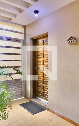Casa à venda com 120m², 3 quartos e 2 vagas Casa à venda com 120m², 3 quartos e 2 vagasCorredor