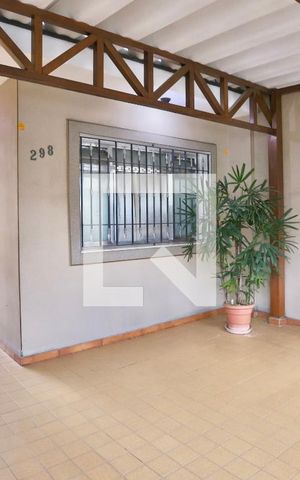 Casa à venda com 120m², 3 quartos e 2 vagas Casa à venda com 120m², 3 quartos e 2 vagasGaragem