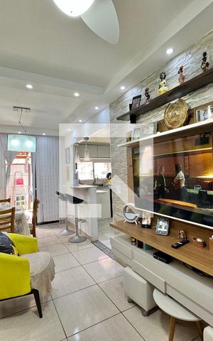 Casa de condomínio à venda com 85m², 3 quartos e 1 vaga Casa de condomínio à venda com 85m², 3 quartos e 1 vagaSala