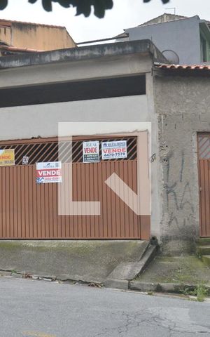 Casa à venda com 186m², 2 quartos e 3 vagasFachada