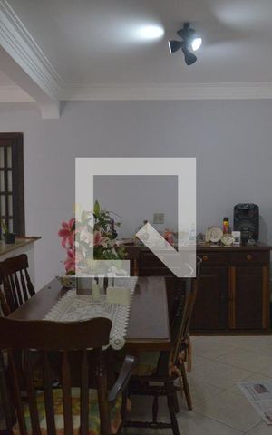 Casa à venda com 186m², 2 quartos e 3 vagasCopa