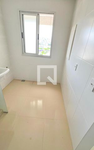 Apartamento à venda com 58m², 2 quartos e 2 vagasCozinha/Área de Serviço