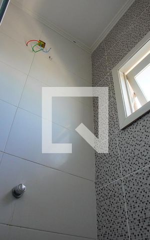 Casa para alugar com 100m², 2 quartos e 1 vagaBanheiro Corredor