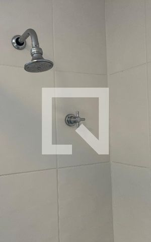Apartamento à venda com 230m², 4 quartos e 3 vagasBanheiro da Suíte 1