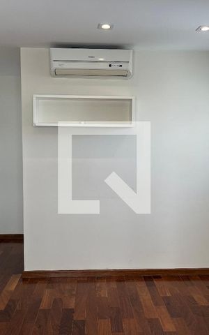 Apartamento à venda com 230m², 4 quartos e 3 vagasSuíte 2