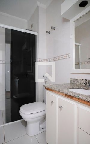 Apartamento para alugar com 255m², 3 quartos e 2 vagasBanheiro 1