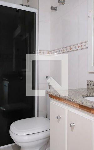 Apartamento para alugar com 255m², 3 quartos e 2 vagasBanheiro 1
