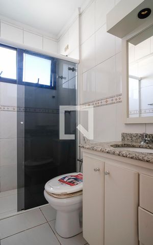 Apartamento para alugar com 255m², 3 quartos e 2 vagasBanheiro 2