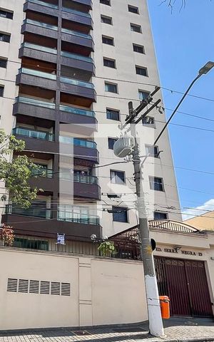 Apartamento para alugar com 255m², 3 quartos e 2 vagasFachada + plaquinha