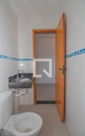 Apartamento à venda com 41m², 2 quartos e sem vaga Apartamento à venda com 41m², 2 quartos e sem vagaBanheiro