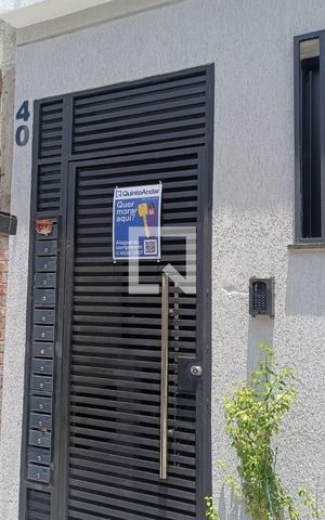 Apartamento à venda com 37m², 2 quartos e sem vagaPlaquinha