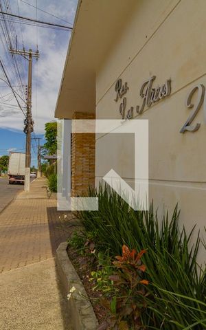 Casa de condomínio à venda com 48m², 2 quartos e 1 vaga Casa de condomínio à venda com 48m², 2 quartos e 1 vagaFachada