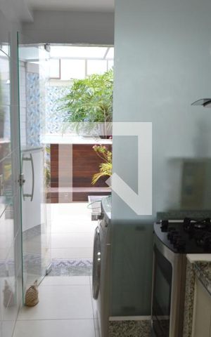 Apartamento à venda com 185m², 2 quartos e 2 vagasÁrea de Serviço 