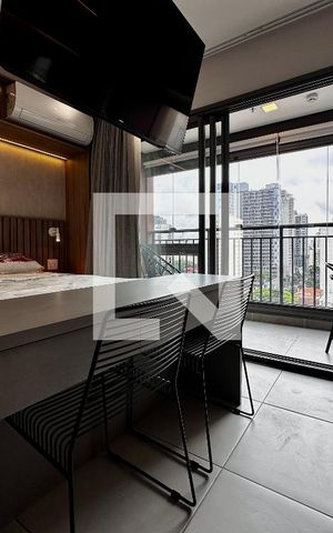 Casa para alugar com 26m², 1 quarto e sem vaga Casa para alugar com 26m², 1 quarto e sem vagaSala