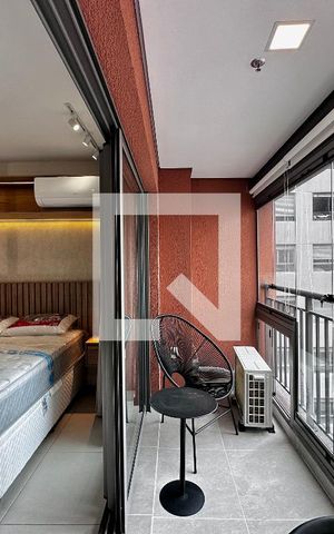 Casa para alugar com 26m², 1 quarto e sem vaga Casa para alugar com 26m², 1 quarto e sem vagaSacada