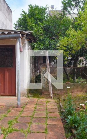 Casa à venda com 100m², 2 quartos e 2 vagasQuintal
