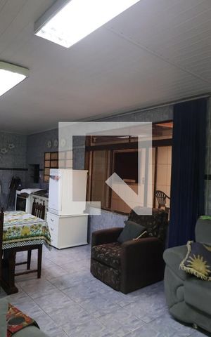 Casa à venda com 239m², 4 quartos e 3 vagasSala/Cozinha