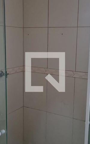 Casa à venda com 120m², 3 quartos e sem vaga Casa à venda com 120m², 3 quartos e sem vagaBanheiro