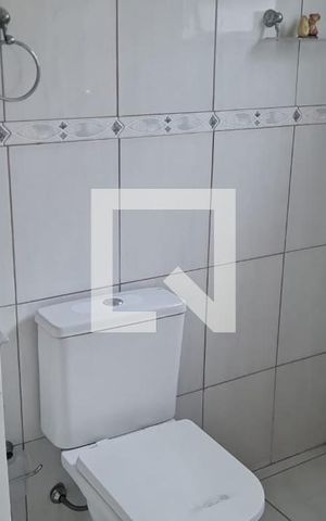 Casa à venda com 120m², 3 quartos e sem vaga Casa à venda com 120m², 3 quartos e sem vagaBanheiro