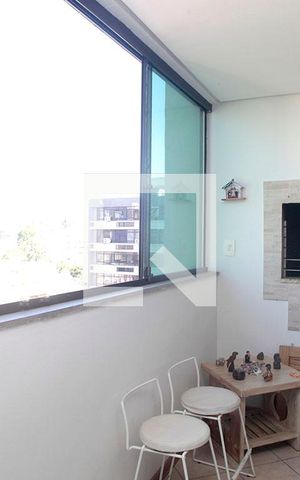 Apartamento à venda com 85m², 2 quartos e 1 vagaÁrea de Serviço