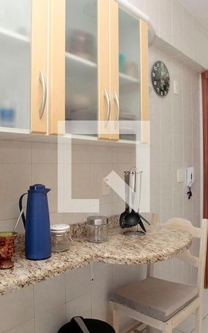 Apartamento à venda com 85m², 2 quartos e 1 vagaCozinha