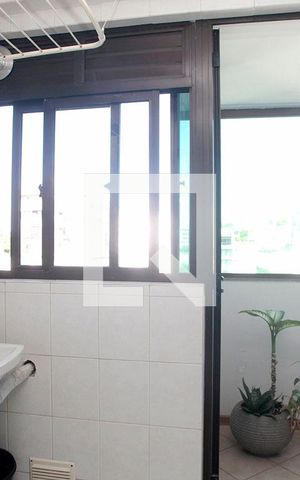 Apartamento à venda com 85m², 2 quartos e 1 vagaÁrea de Serviço