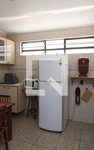 Casa à venda com 161m², 3 quartos e 2 vagasCozinha
