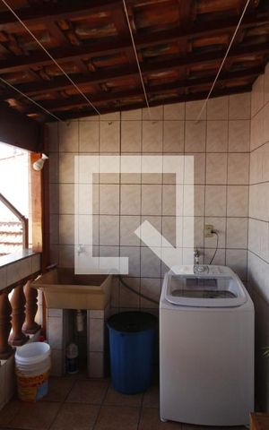 Casa à venda com 161m², 3 quartos e 2 vagasÁrea de Serviço