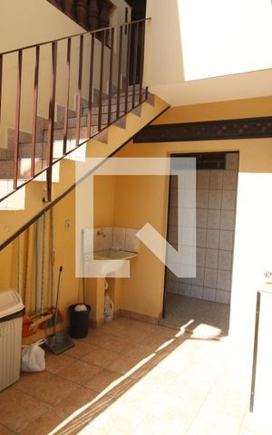 Casa à venda com 161m², 3 quartos e 2 vagasÁrea de Serviço
