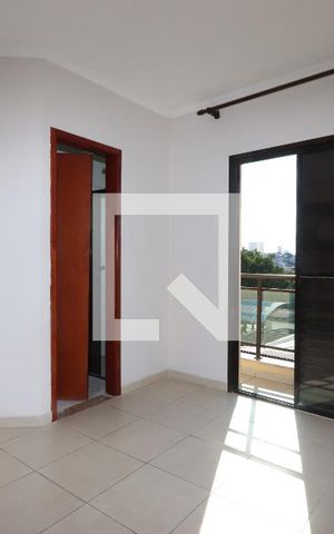 Casa de condomínio à venda com 91m², 3 quartos e 2 vagasSuíte