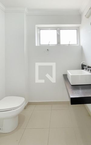 Apartamento para alugar com 92m², 3 quartos e 1 vaga Apartamento para alugar com 92m², 3 quartos e 1 vagaBanheiro Social