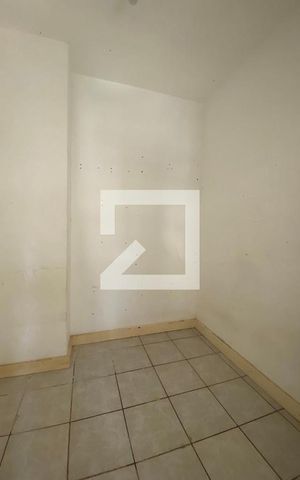 Apartamento à venda com 160m², 3 quartos e 2 vagas Apartamento à venda com 160m², 3 quartos e 2 vagasQuarto de serviço