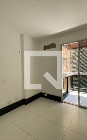 Apartamento à venda com 160m², 3 quartos e 2 vagas Apartamento à venda com 160m², 3 quartos e 2 vagasQuarto 3