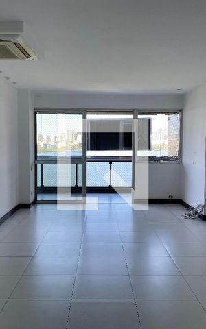 Apartamento à venda com 160m², 3 quartos e 2 vagas Apartamento à venda com 160m², 3 quartos e 2 vagasSala